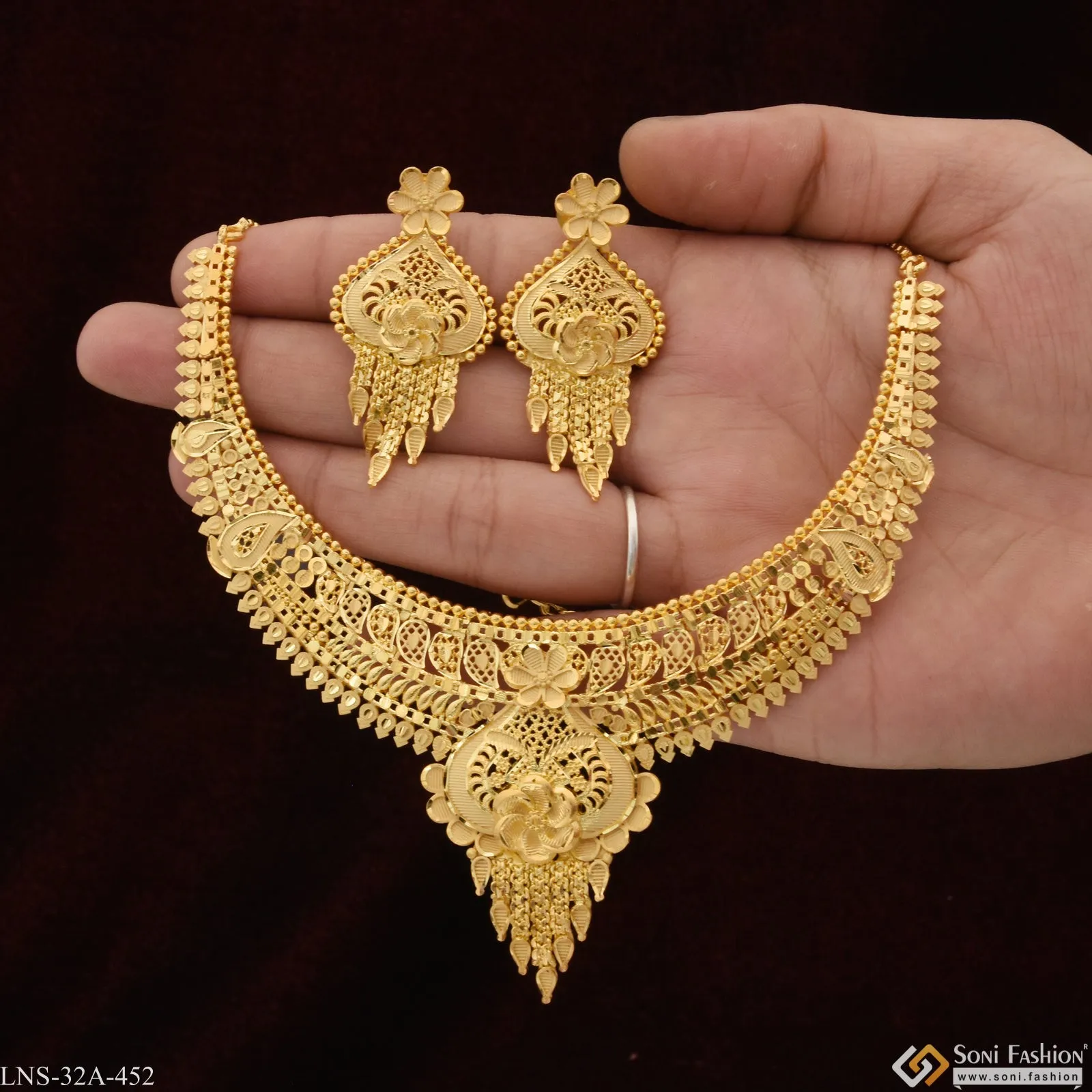 1 Gram Gold Plated Best Quality Gold Plated Necklace Set for Women - Style A452