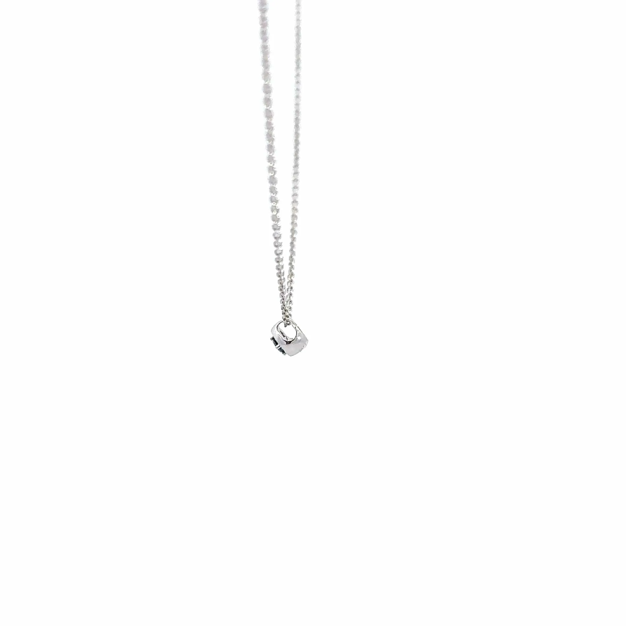 18K White Gold Sapphire Pendant Necklace