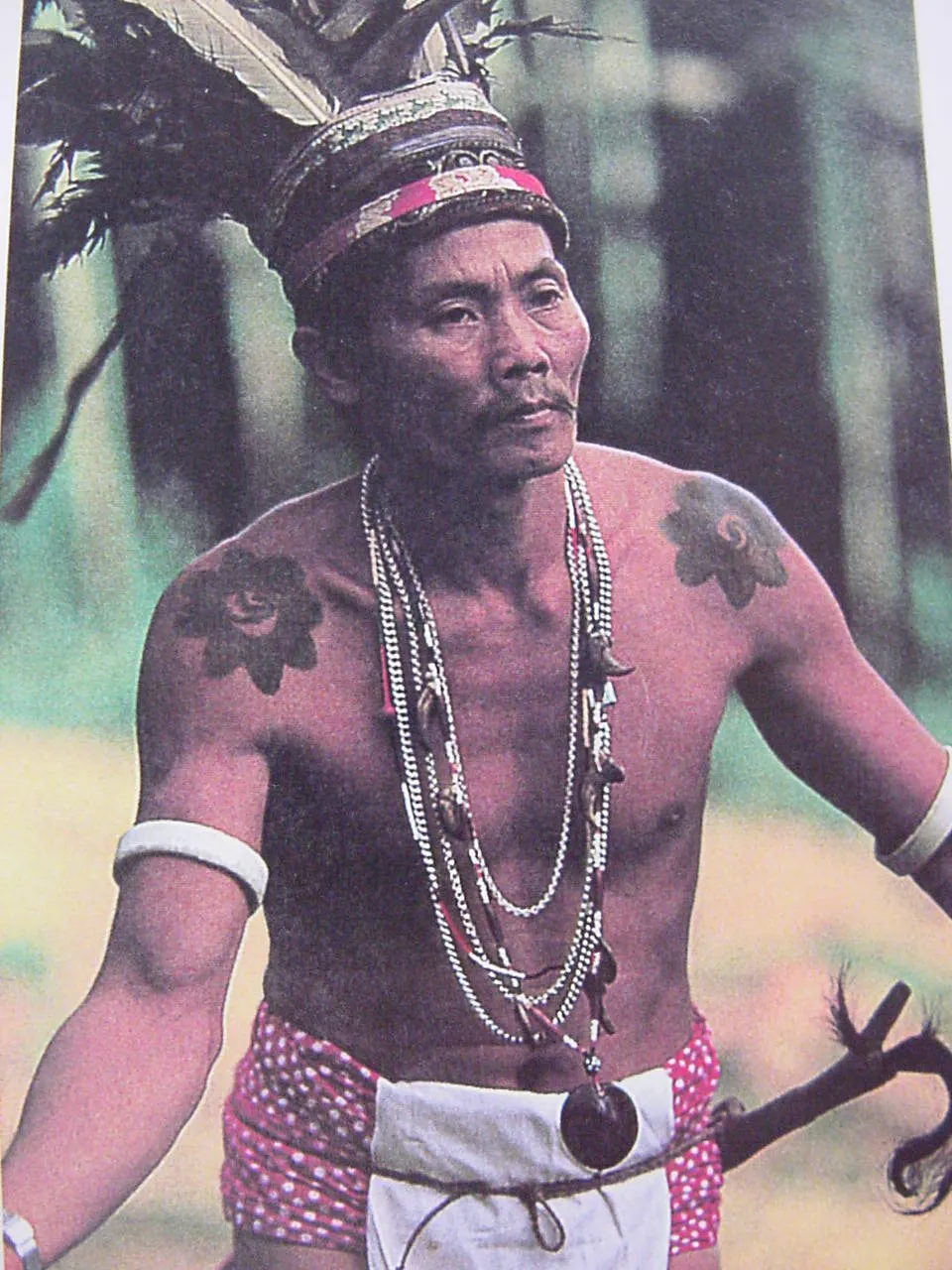 4 Strands Unique Earthtones Hand crafted Ethnic Glass Trade Beads Necklace with Buffalo Bone Hand Carved Pendant of Fish, Zodiac Pisces, Borneo Kalimantan, Indonesia NECK37