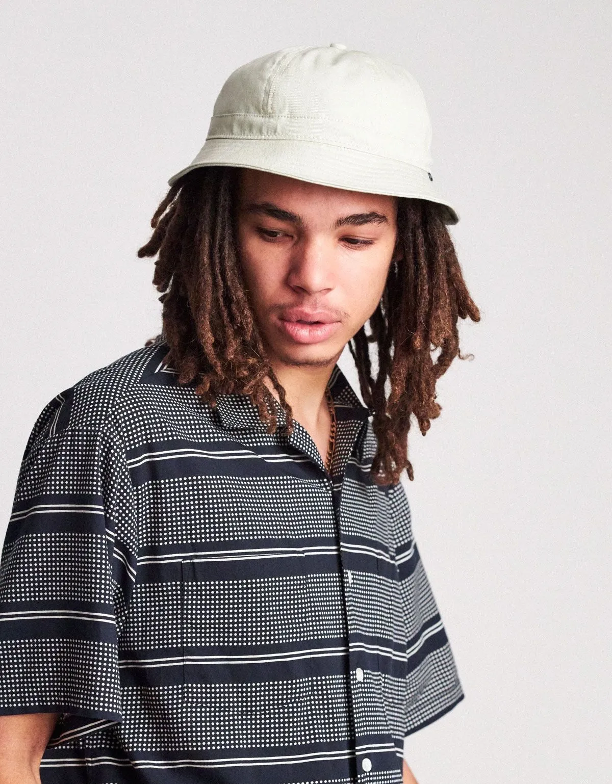 Banks II Bucket hat