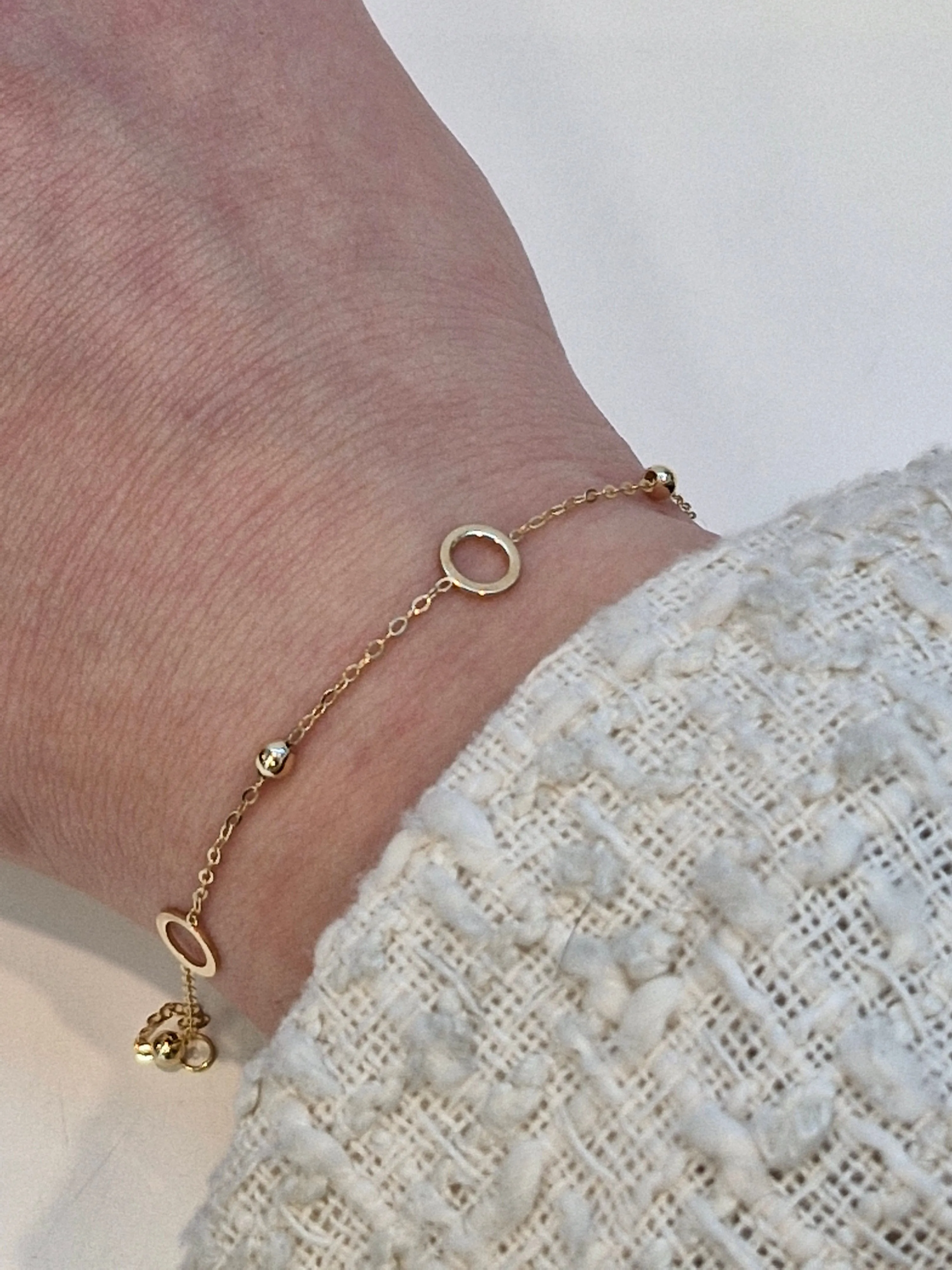Bead & Circle Bracelet