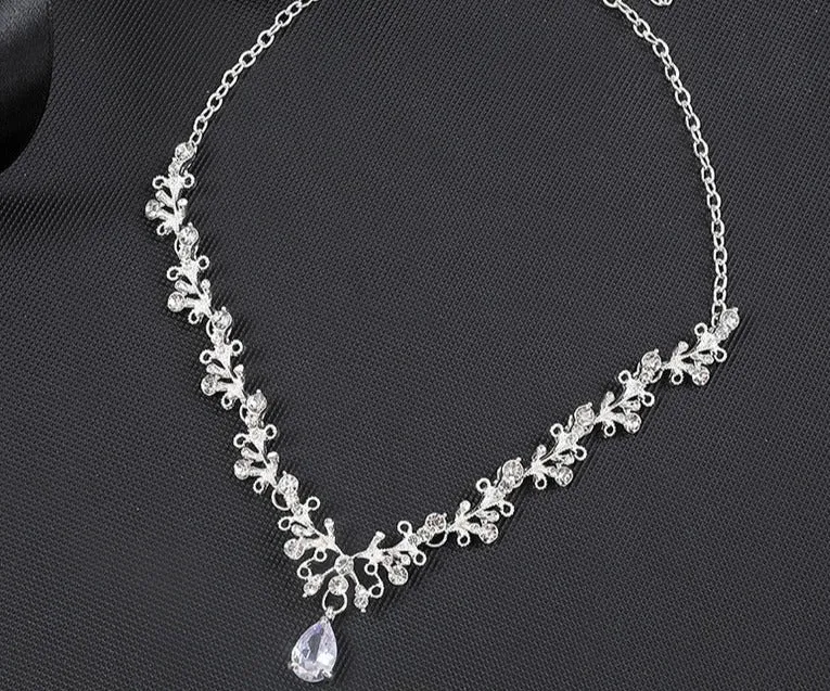 Bridal wedding dress necklace earrings set women's clip zircon series diamond crystal clavicle chain evening accessories