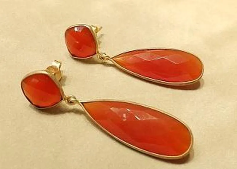 Carnelian Gemstone Teardrop Earrings in Gold