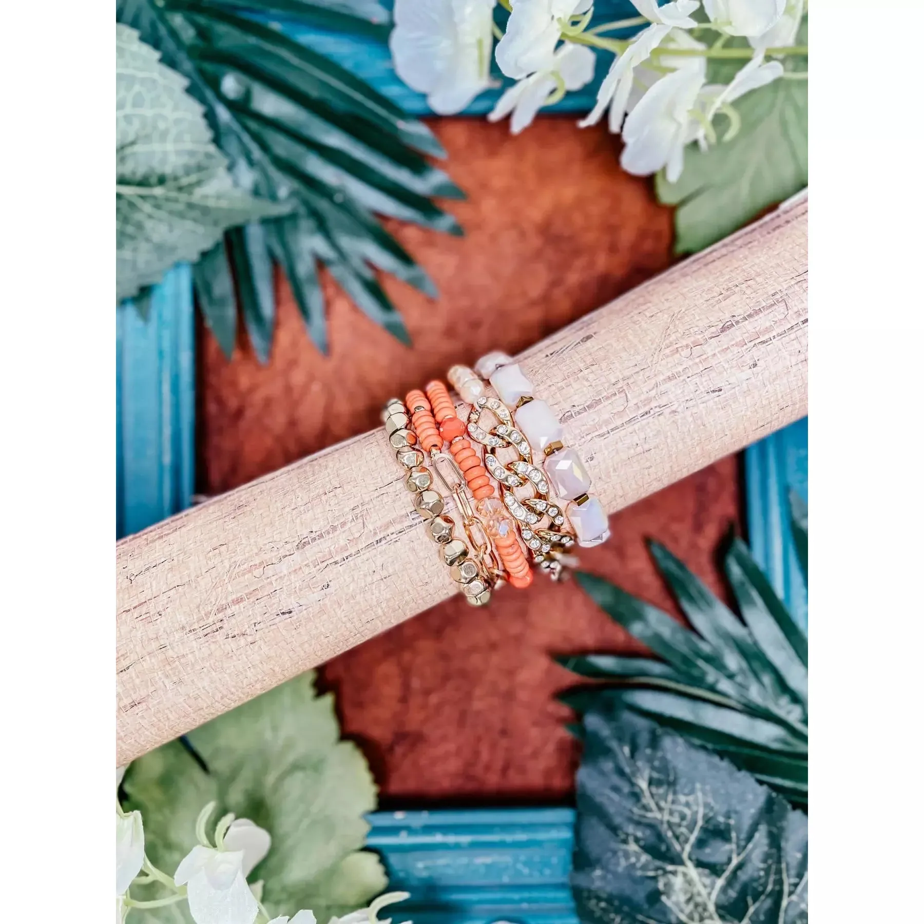 Chained to the Memories :: Bracelet Set ::