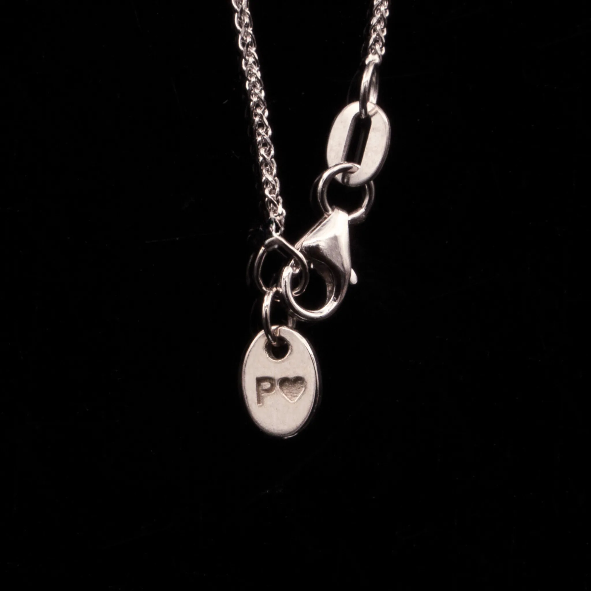 Dainty Rose Necklace In Gold