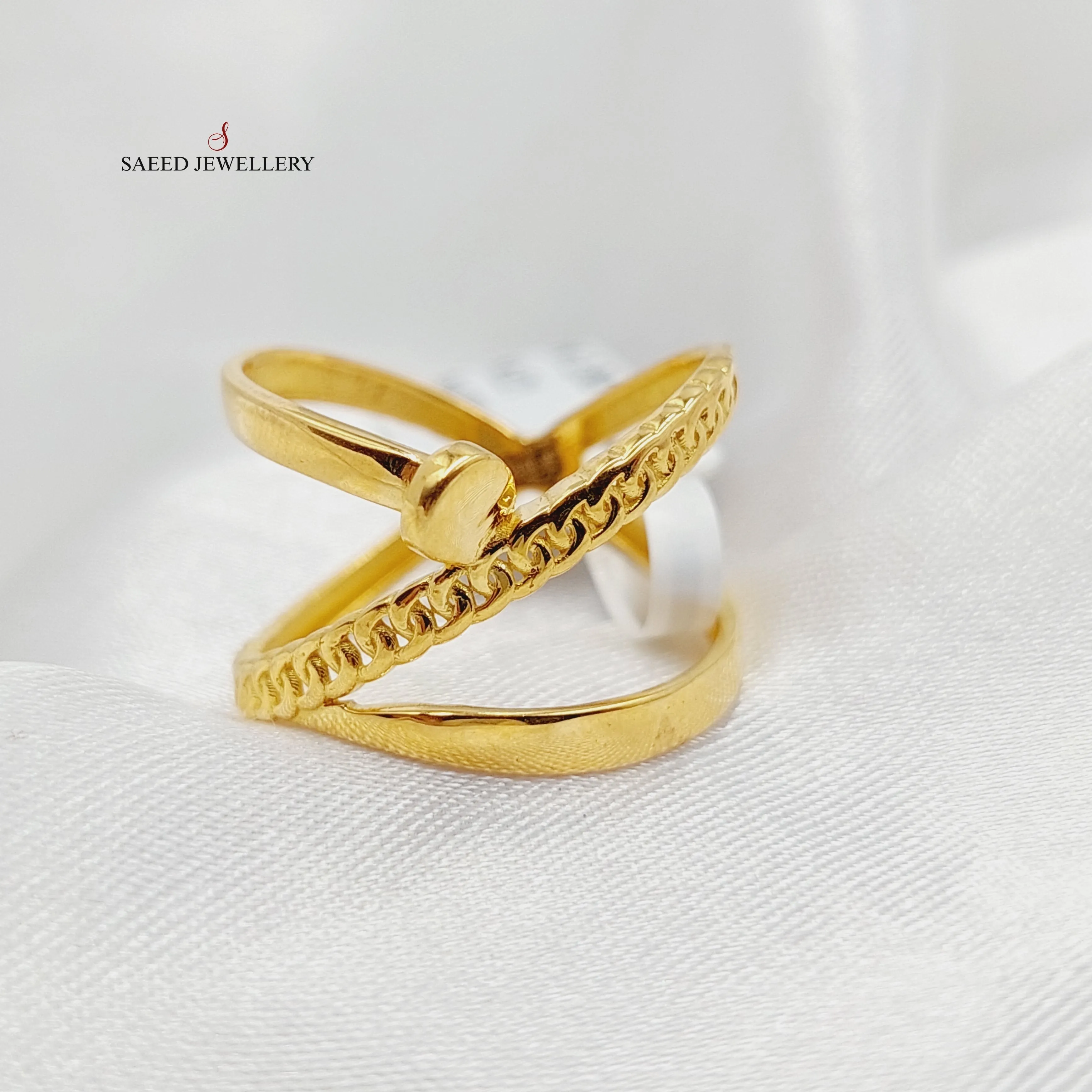 Deluxe Nail Ring