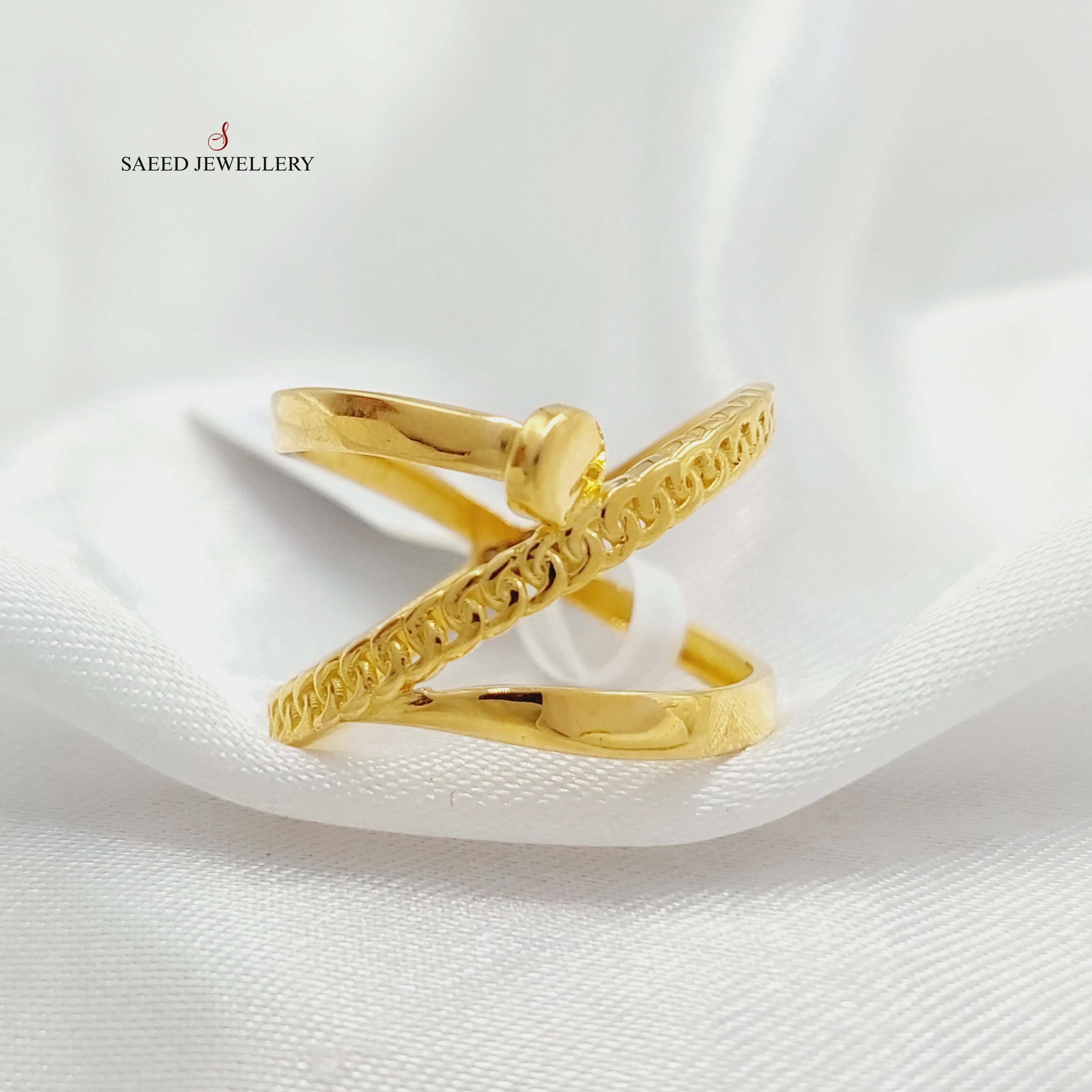 Deluxe Nail Ring