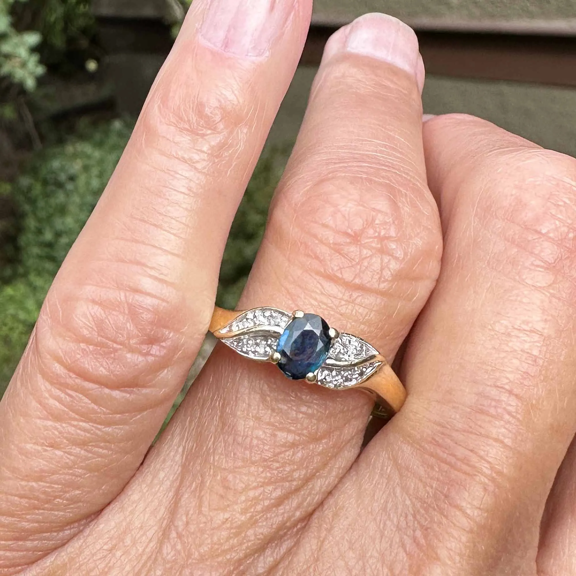 Diamond Leaf 14K Gold Sapphire Solitaire Ring