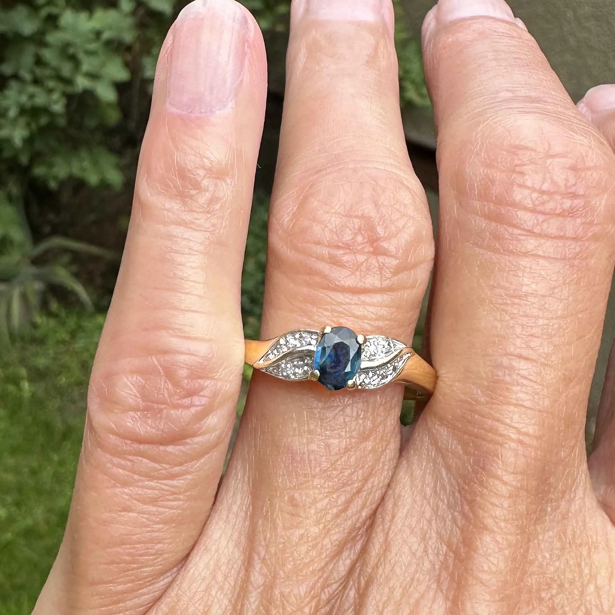 Diamond Leaf 14K Gold Sapphire Solitaire Ring