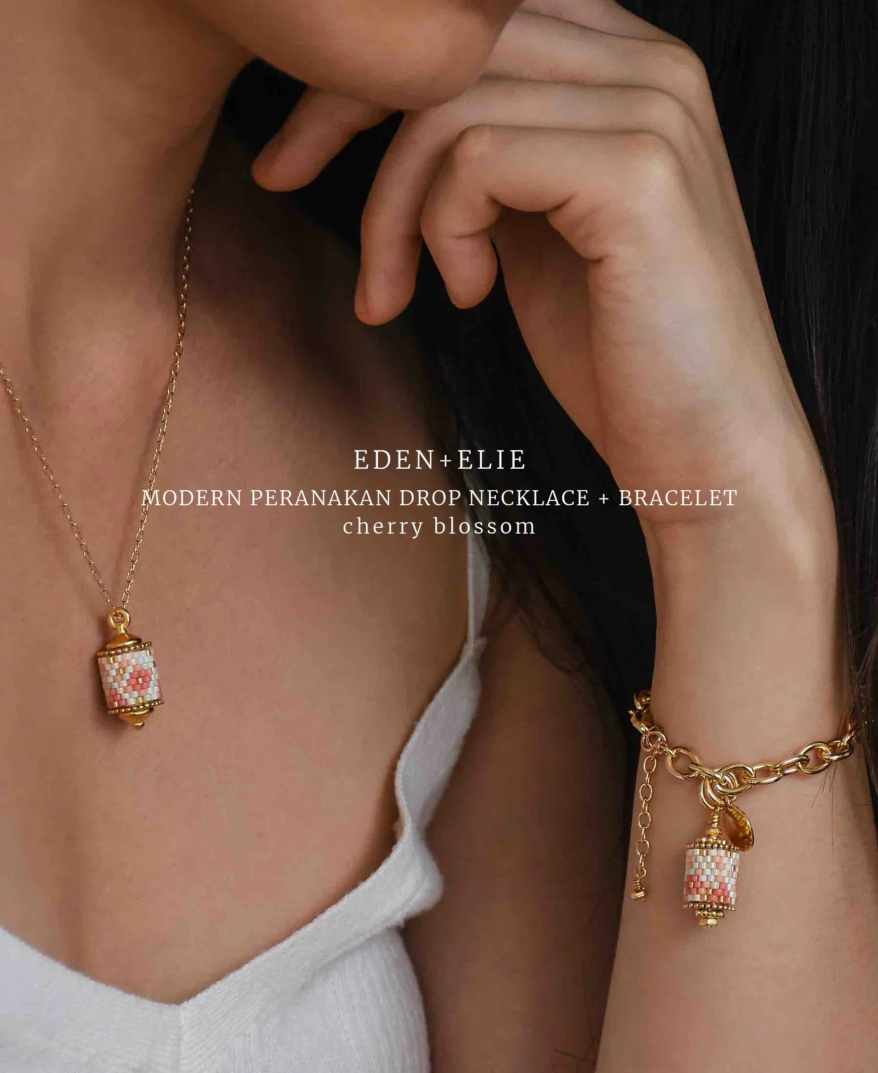 EDEN   ELIE Modern Peranakan gold charm bracelet - vermilion