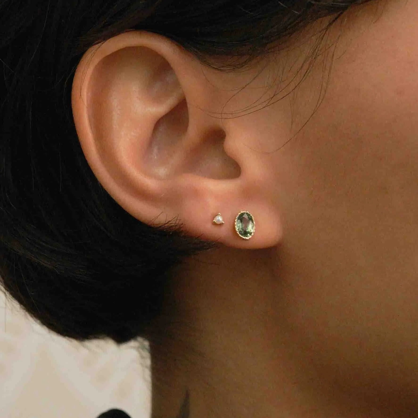 Green Sapphire Oval Wisp Earring (Pair) (ready to ship option)*