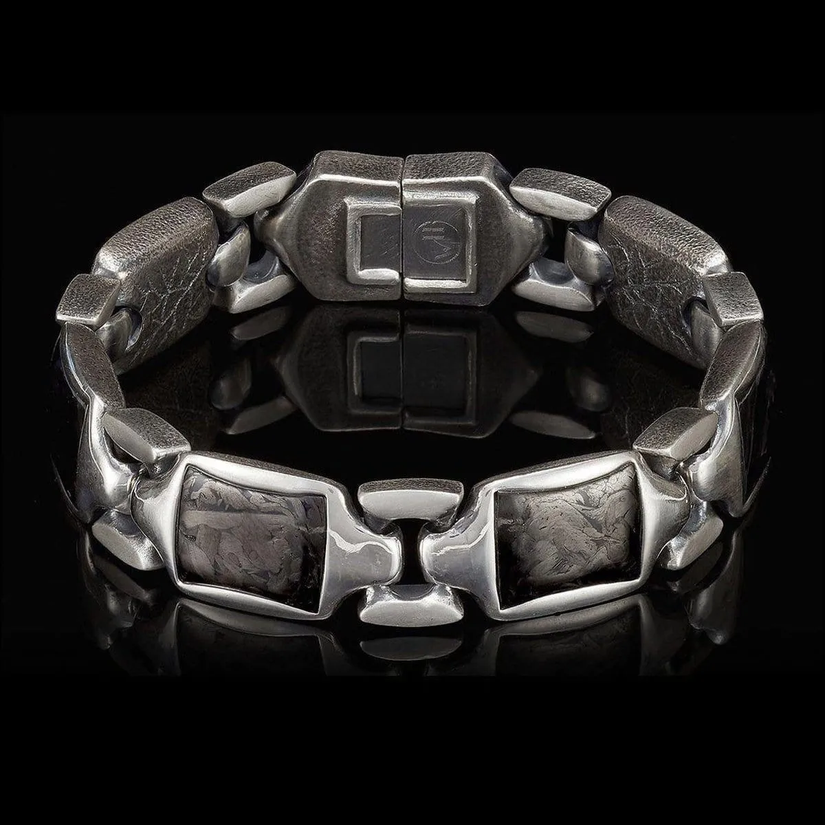 Men's Carbon Retro Bracelet - BR13 CF