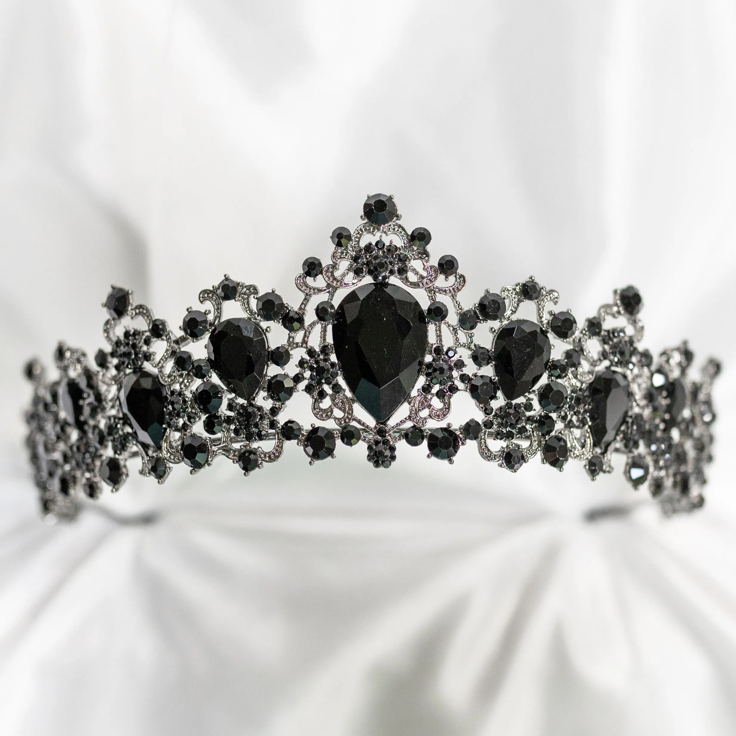 Michelle's Tiara in Black & Antique Silver