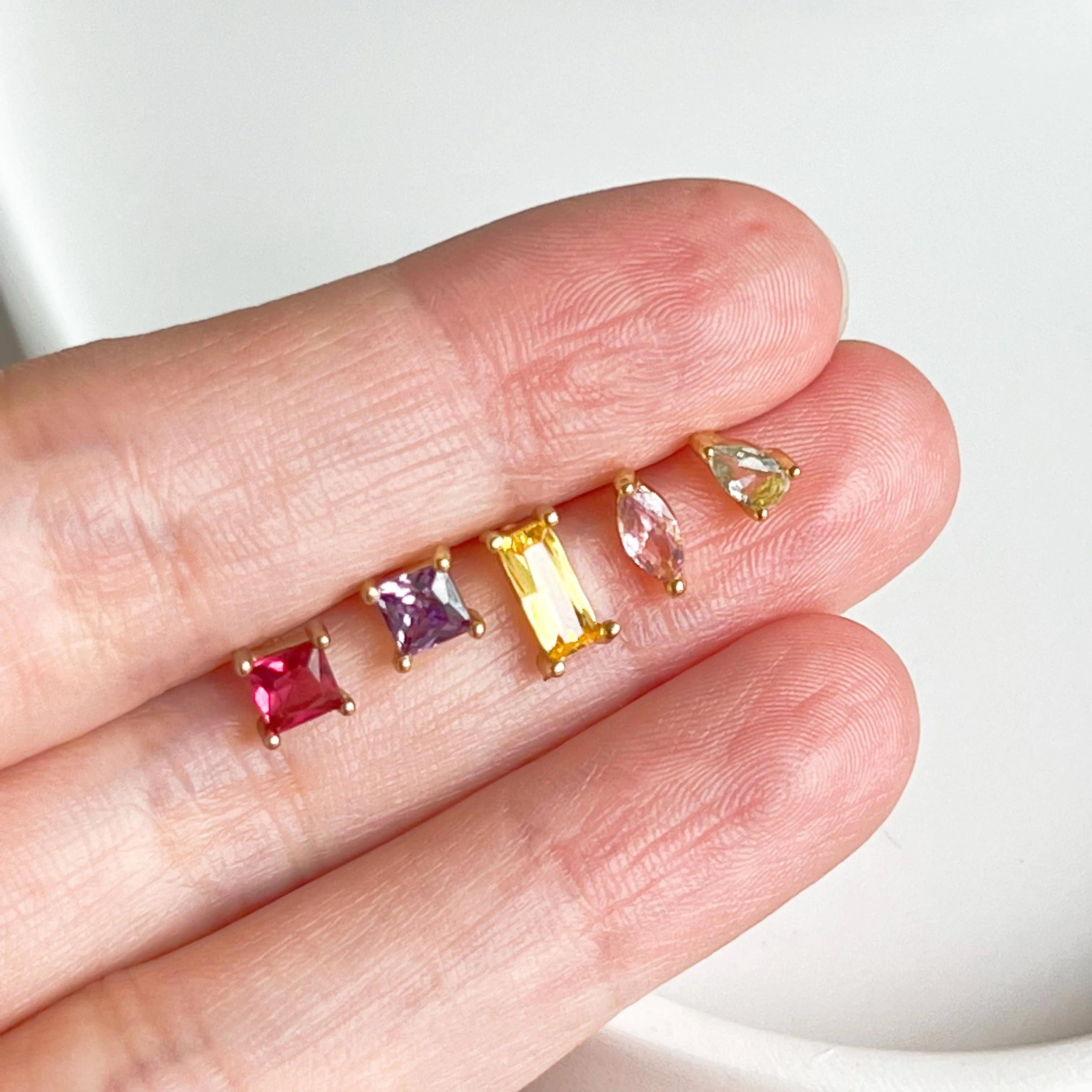 Ninaouity Set of 5 Rainbow Colour Zircon Stud Earrings