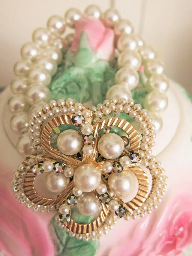 Pearl Bracelet with Beautiful Clasp
