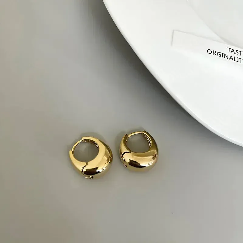 Simple Hoop Huggies European Wide Piercing Gold Silver Unisex Gothic Earring