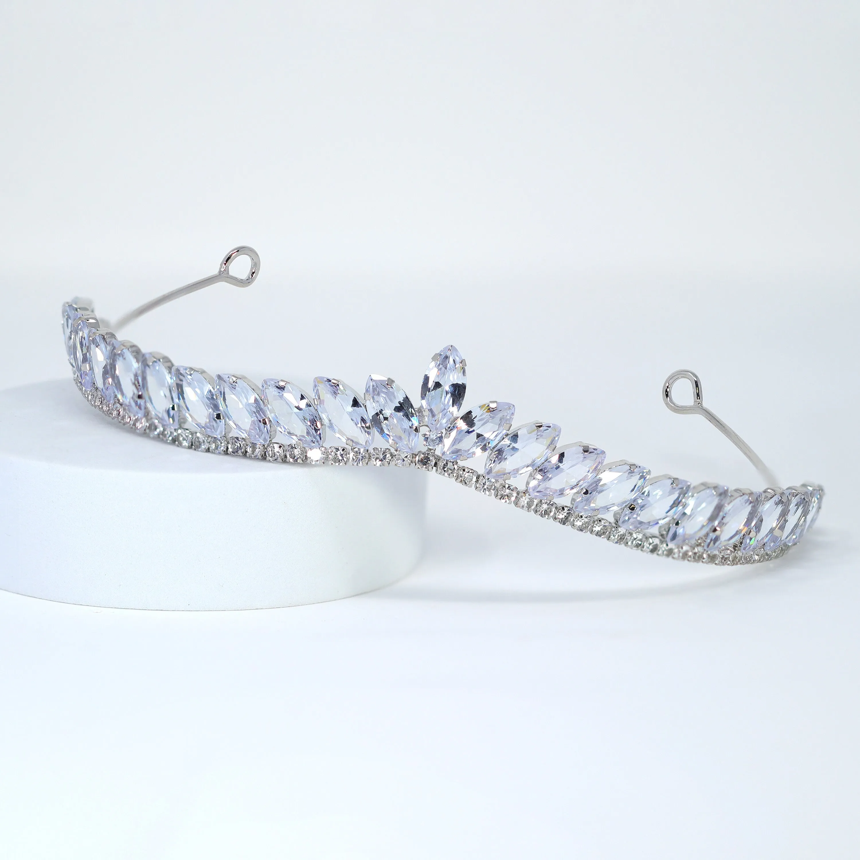 Swarovski wedding Dainty Leaves tiara, bridal crown tiara, Leaves wedding tiara, crystal bridal tiara, wedding crown, tiara bride