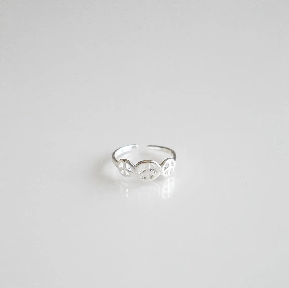 Triple Peace Sign Adjustable Toe Ring .925 sterling silver