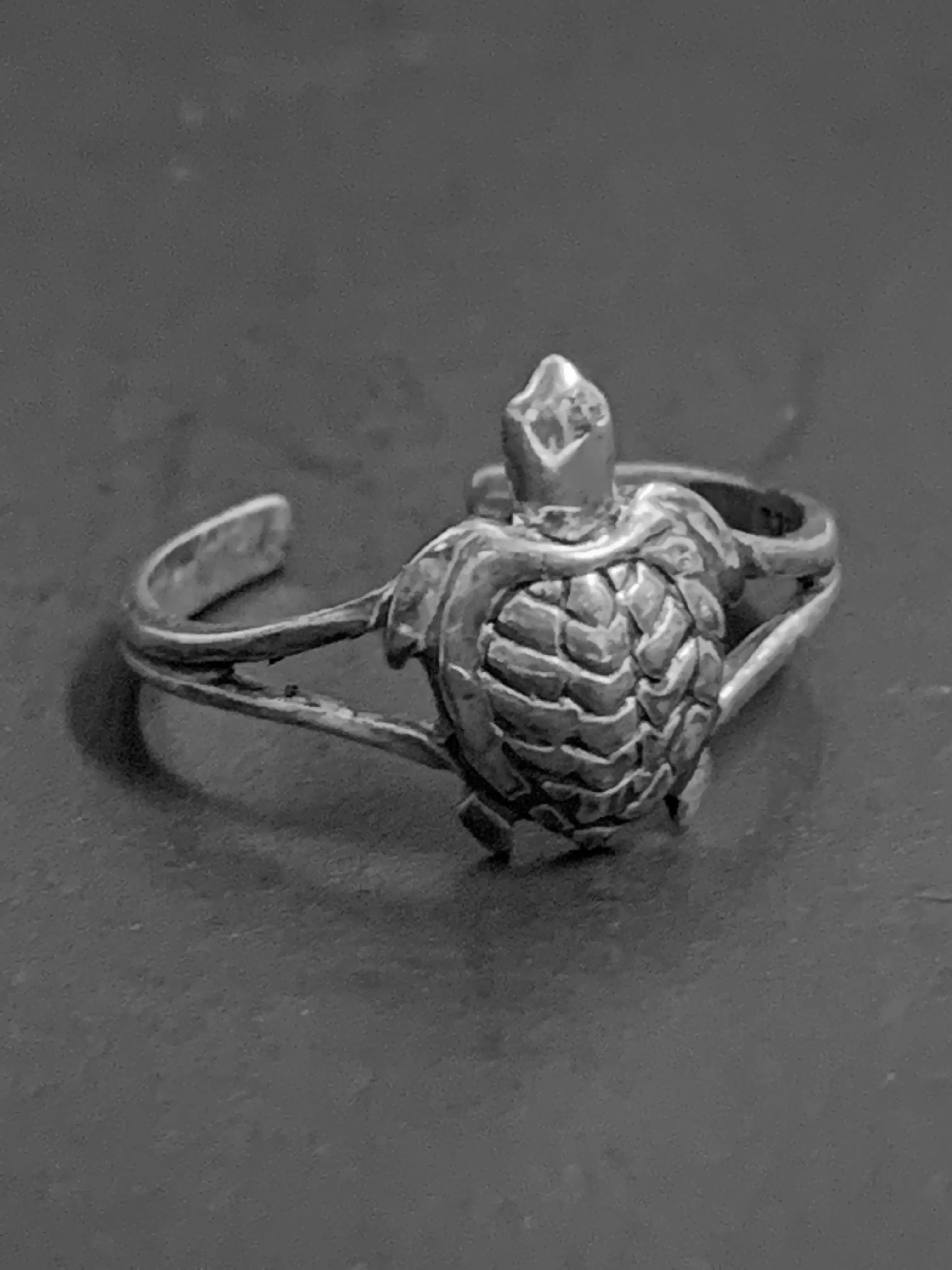Turtle Toe Ring