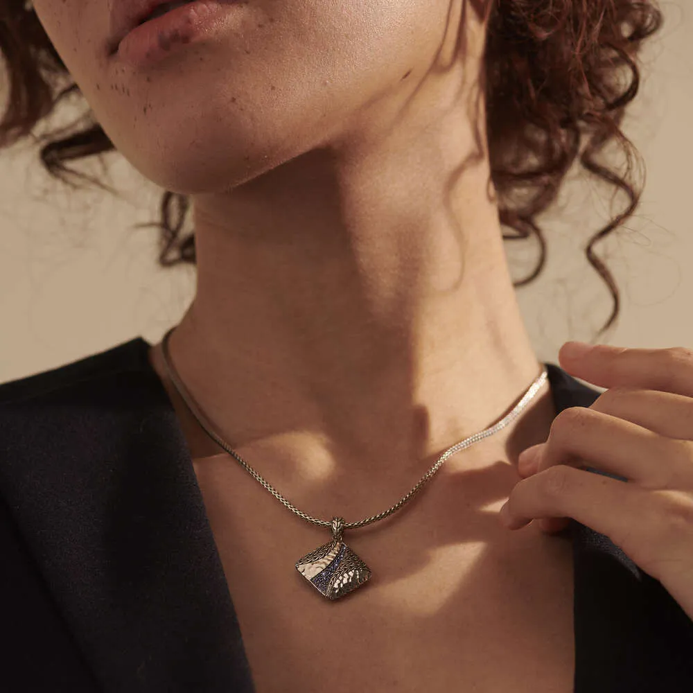 Twisted Pavé Pendant Necklace