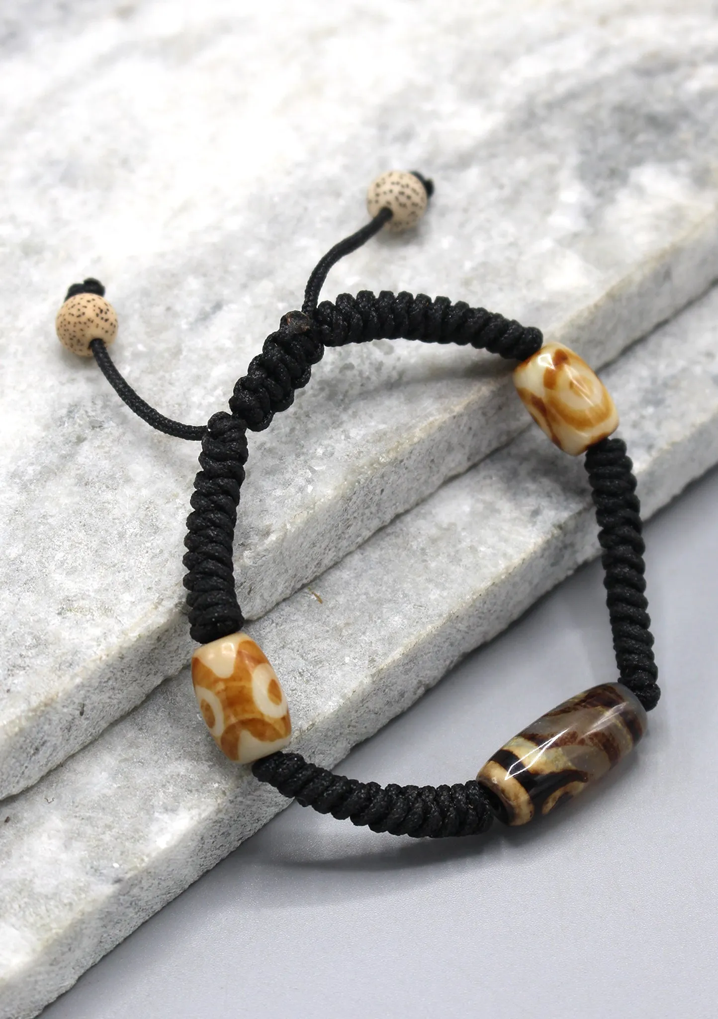 Two Eyes Dzi Bead in Lucky Knots Bracelet