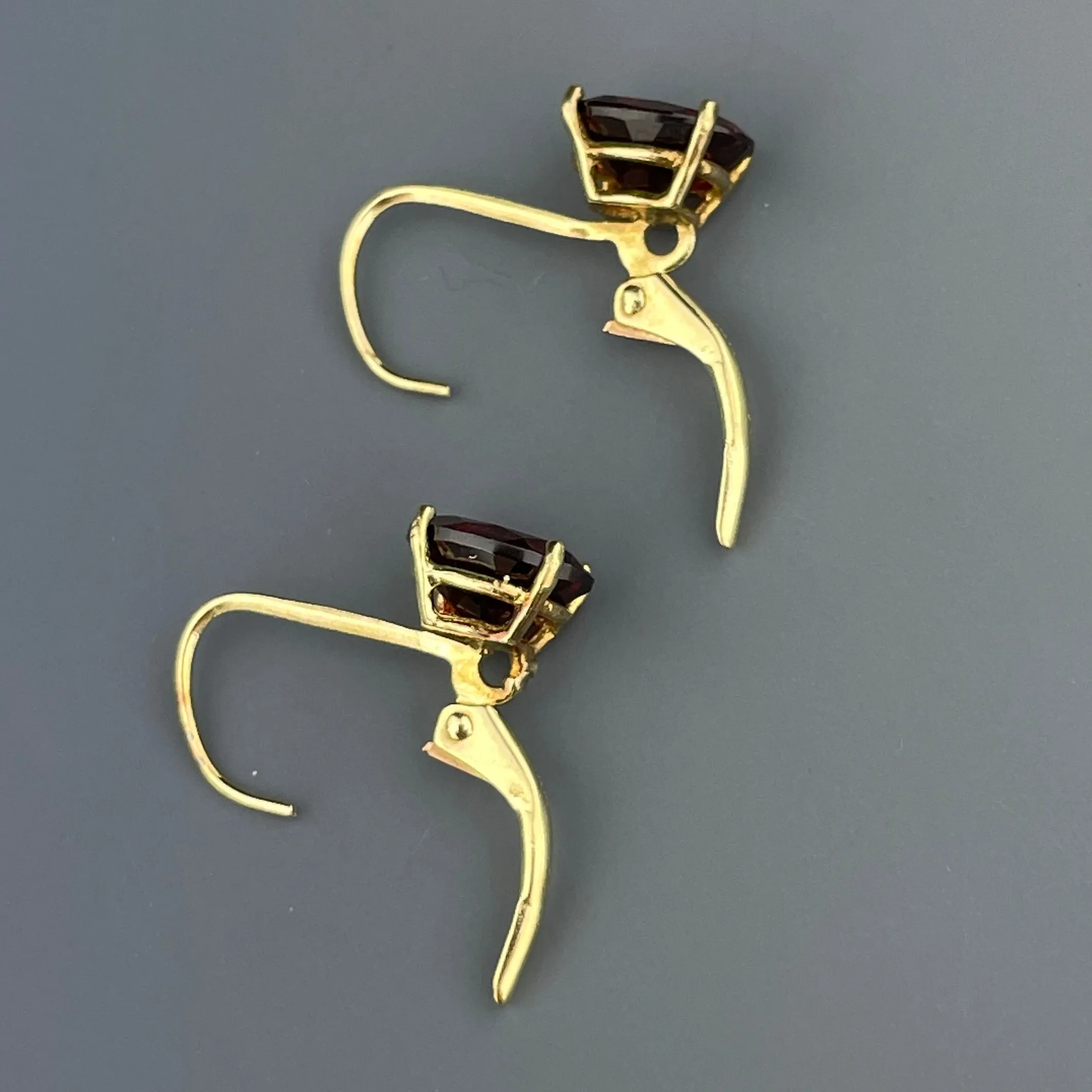 Vintage Oval Garnet 14K Gold Earrings