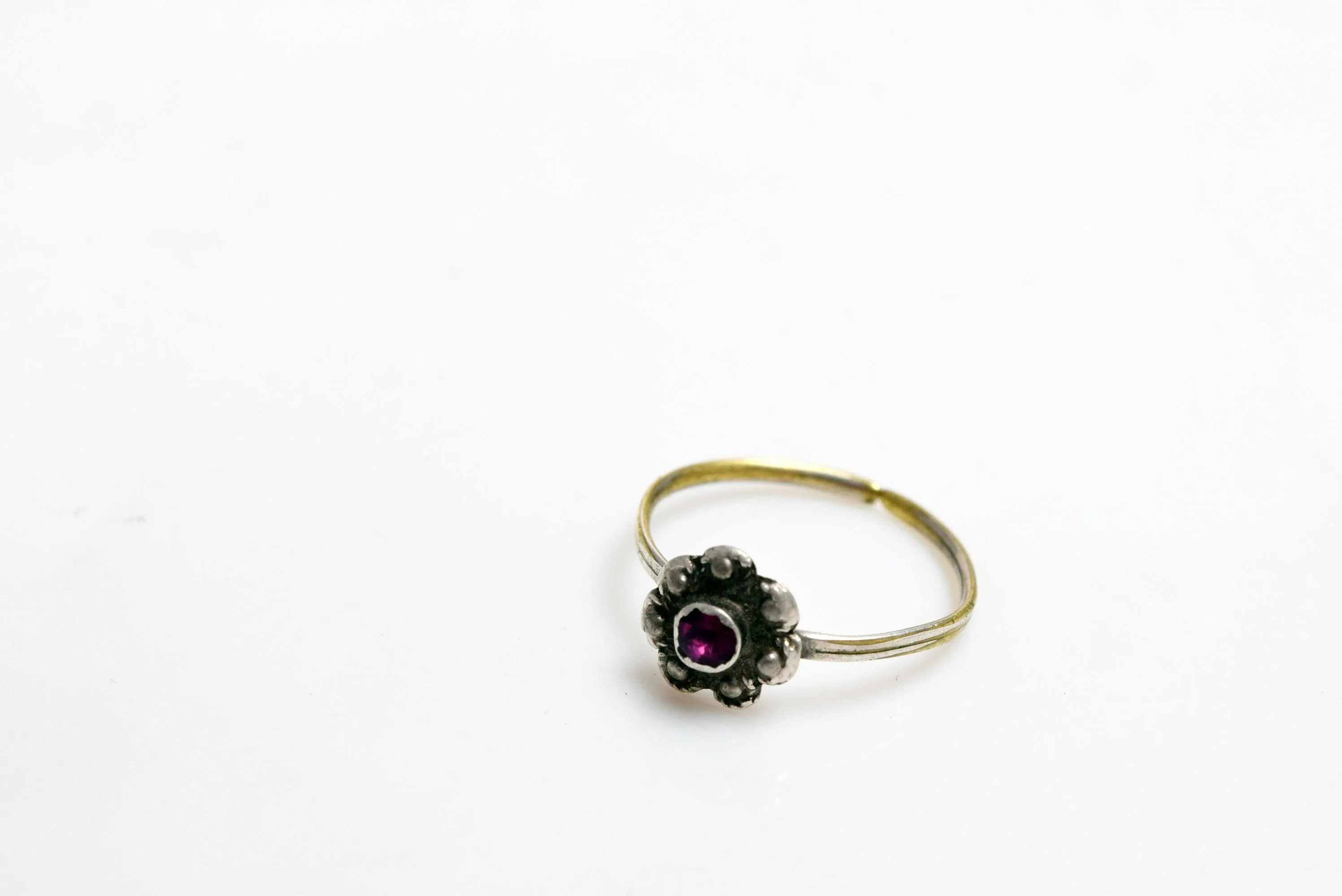Vintage Small Indian Silver Toe Ring with Purple Glass