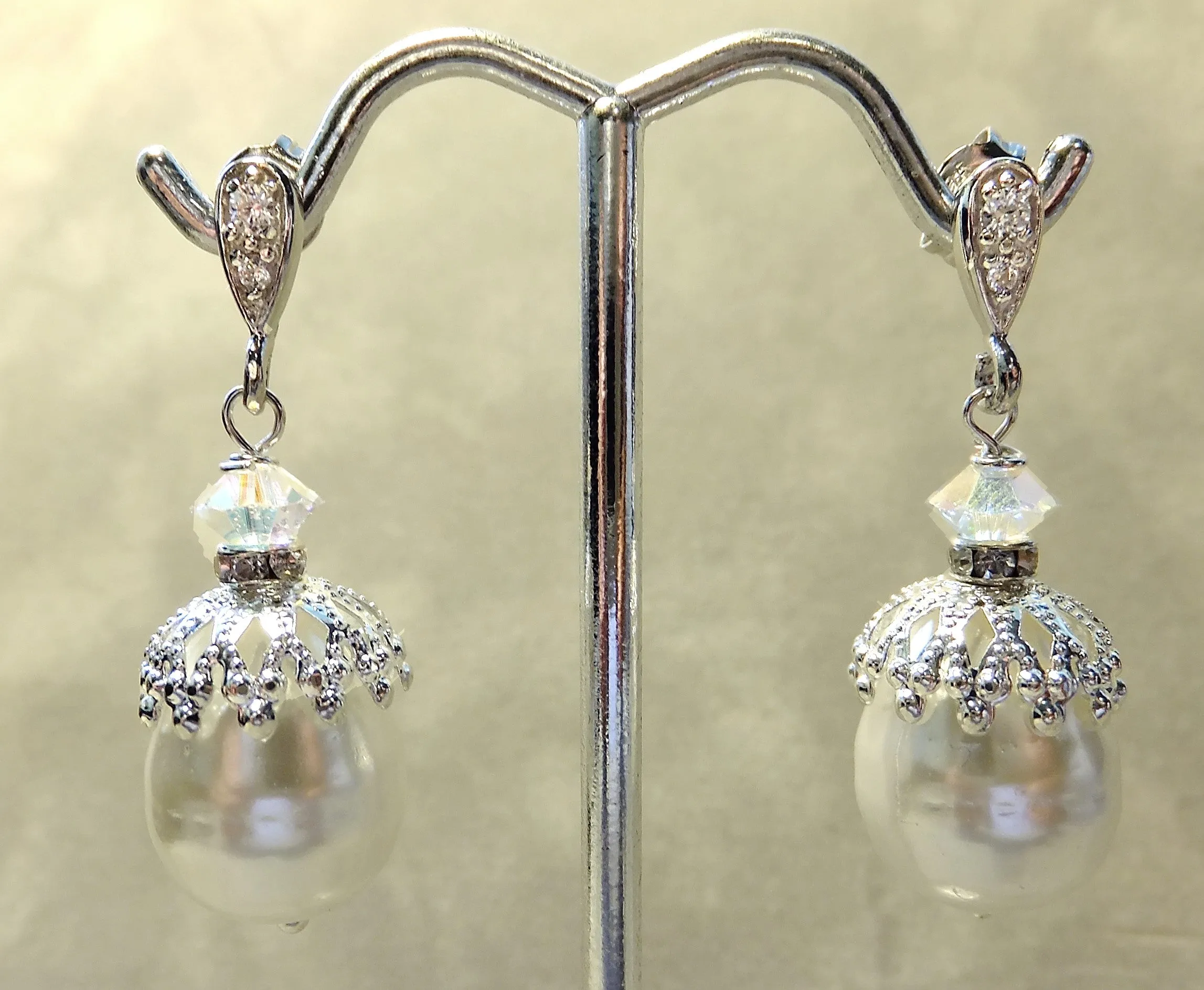Vintage White Mother Of Pearl Earrings in Sterling Silver
